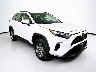 2023 Toyota RAV4 XLE FWD photo