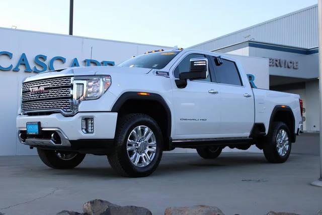 2022 GMC Sierra 3500HD Denali 4WD photo