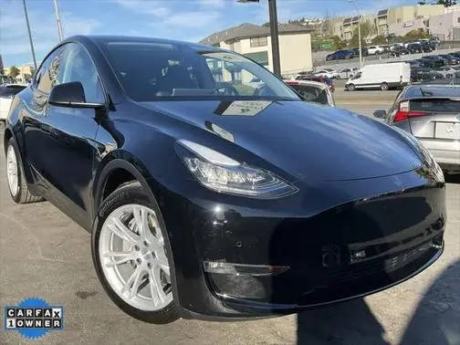 2021 Tesla Model Y Long Range AWD photo