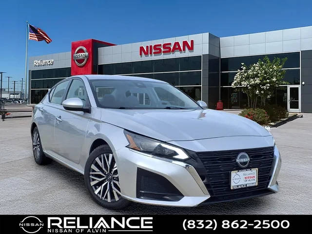 2023 Nissan Altima 2.5 SV FWD photo