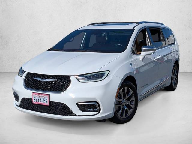 2022 Chrysler Pacifica Minivan Hybrid Pinnacle FWD photo