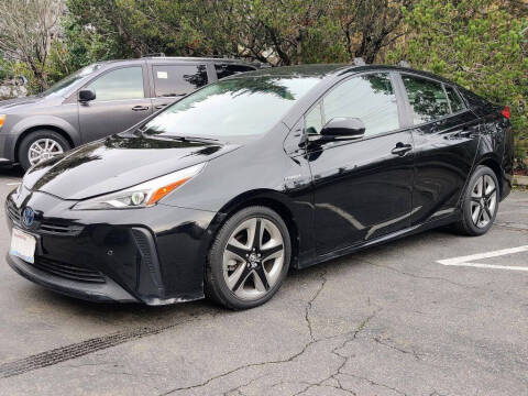 2020 Toyota Prius XLE FWD photo