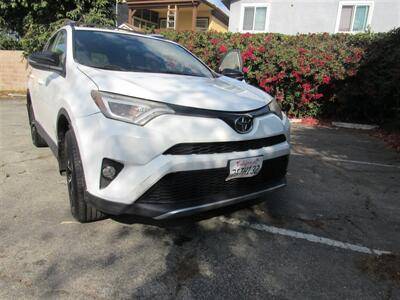 2016 Toyota RAV4 SE FWD photo