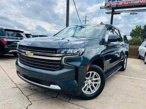 2021 Chevrolet Suburban LT 4WD photo