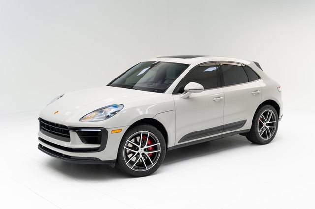 2022 Porsche Macan S AWD photo