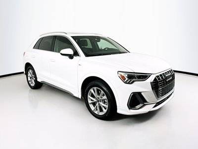 2023 Audi Q3 S line Premium AWD photo