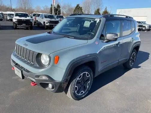 2015 Jeep Renegade Trailhawk 4WD photo