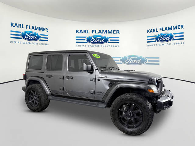2022 Jeep Wrangler Unlimited Unlimited Sahara Altitude 4WD photo
