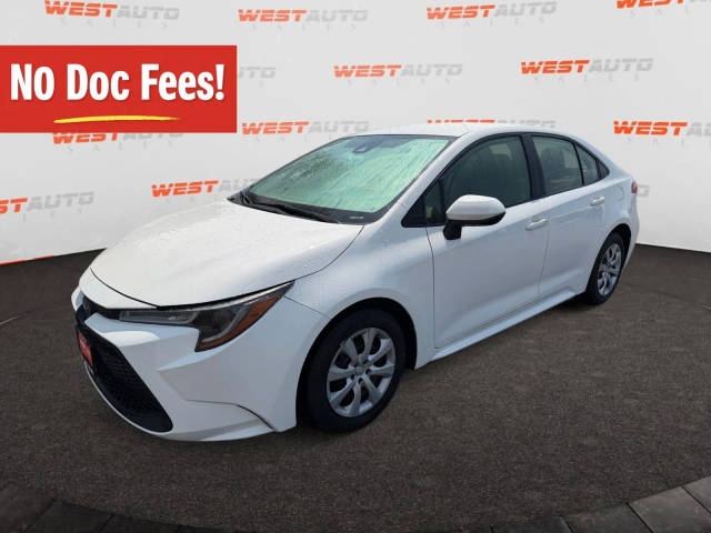 2020 Toyota Corolla LE FWD photo