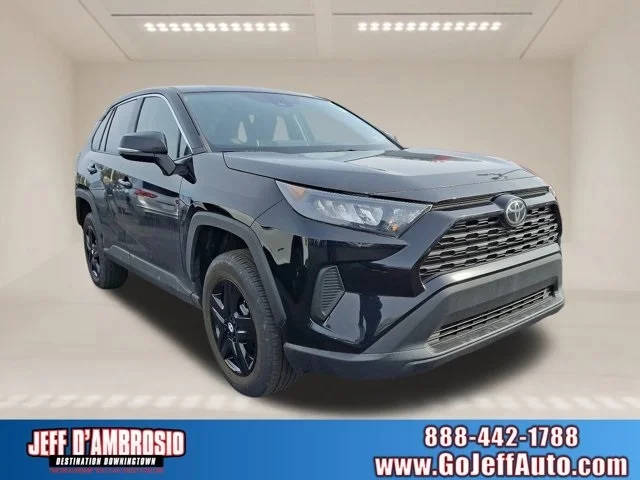 2022 Toyota RAV4 LE AWD photo