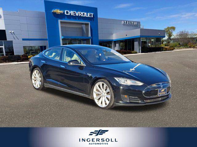 2015 Tesla Model S 85D AWD photo