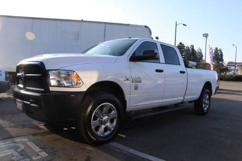 2018 Ram 3500 Tradesman 4WD photo