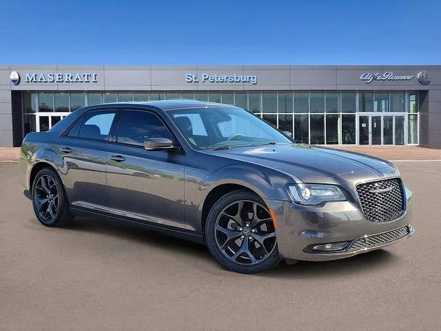 2023 Chrysler 300 300S RWD photo