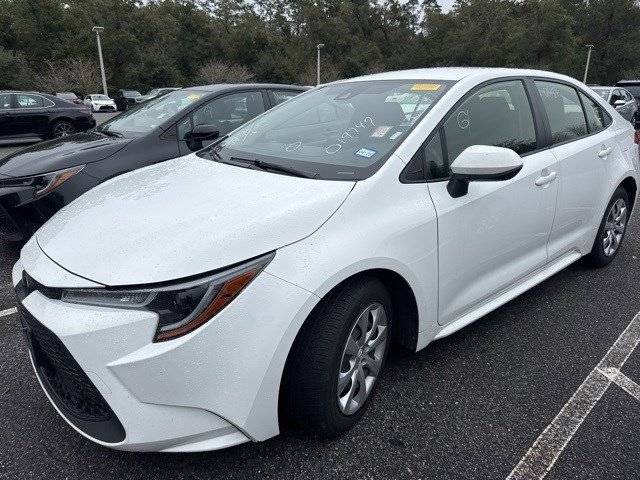 2022 Toyota Corolla LE FWD photo