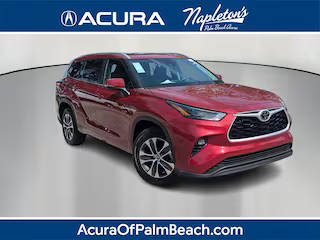 2023 Toyota Highlander L FWD photo