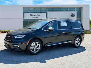 2022 Chrysler Pacifica Minivan Limited FWD photo