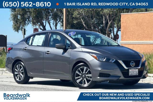 2022 Nissan Versa SV FWD photo