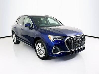 2023 Audi Q3 S line Premium AWD photo