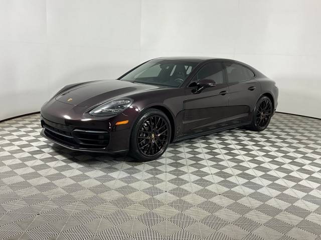 2022 Porsche Panamera Platinum Edition RWD photo