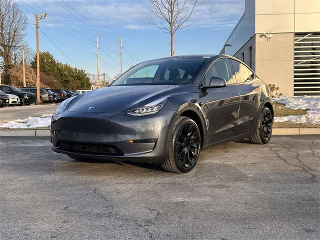 2021 Tesla Model Y Long Range AWD photo