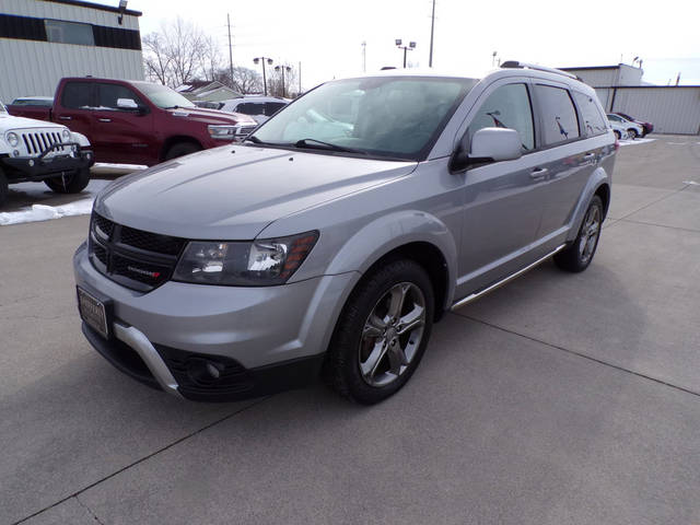 2017 Dodge Journey Crossroad Plus AWD photo