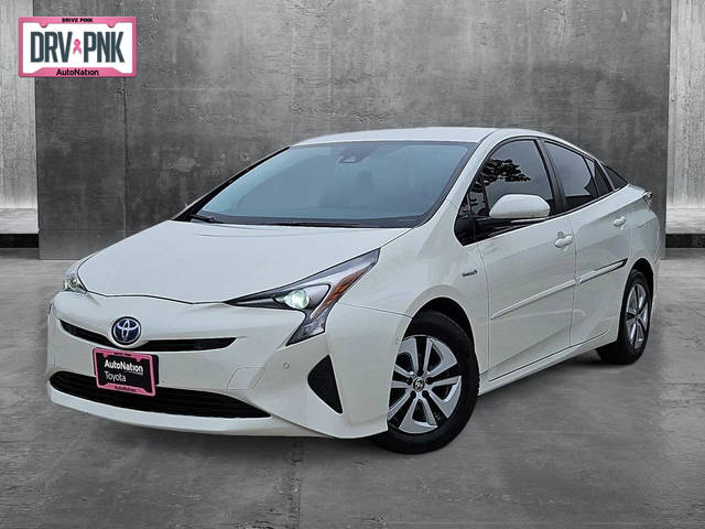 2018 Toyota Prius Three FWD photo