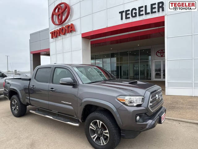 2017 Toyota Tacoma TRD Sport 4WD photo