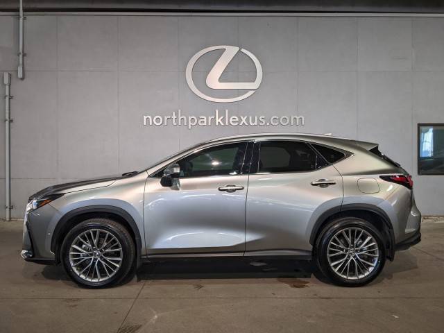 2022 Lexus NX NX 350h Luxury AWD photo