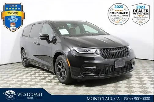 2022 Chrysler Pacifica Minivan Hybrid Limited FWD photo