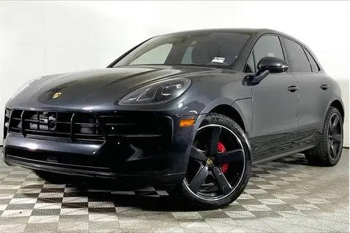 2020 Porsche Macan GTS AWD photo