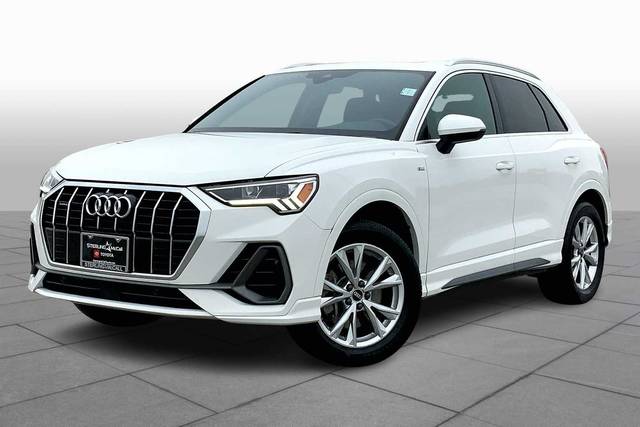 2023 Audi Q3 S line Premium AWD photo