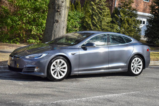 2017 Tesla Model S 75D AWD photo