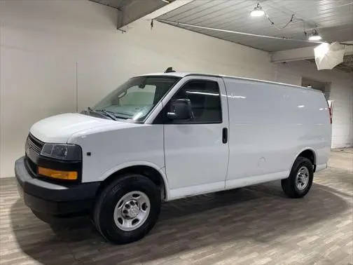 2019 Chevrolet Express Cargo  RWD photo