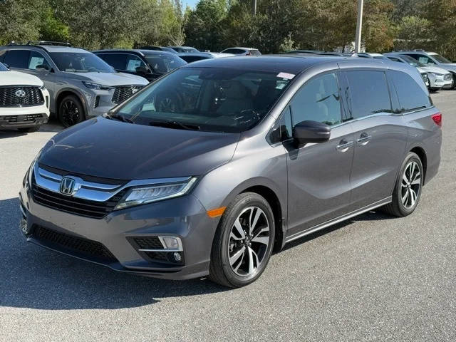 2019 Honda Odyssey Touring FWD photo