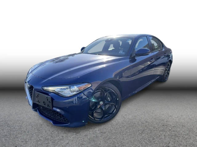 2021 Alfa Romeo Giulia Ti Sport RWD photo