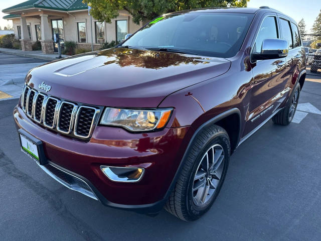 2022 Jeep Grand Cherokee Limited 4WD photo