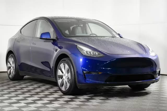 2022 Tesla Model Y Long Range AWD photo