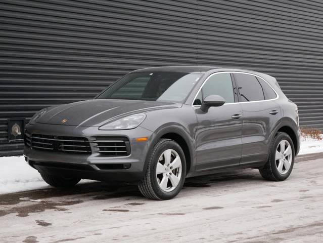 2022 Porsche Cayenne  AWD photo