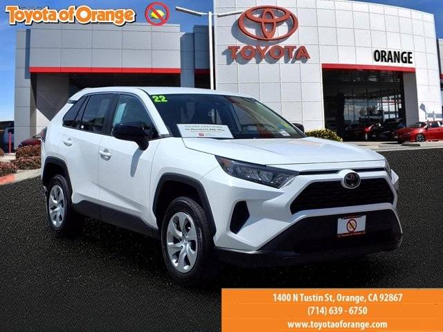 2022 Toyota RAV4 LE AWD photo
