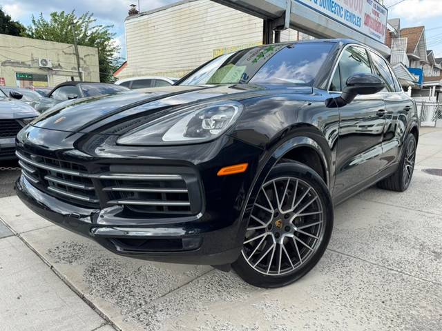 2021 Porsche Cayenne  AWD photo