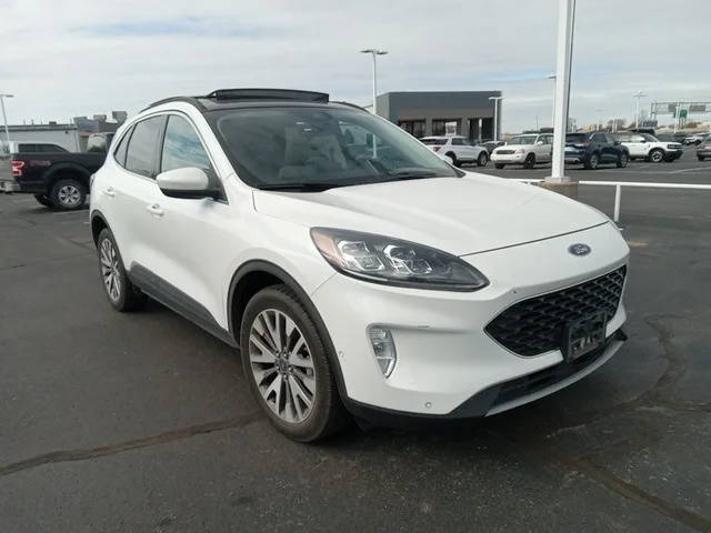 2021 Ford Escape Titanium AWD photo