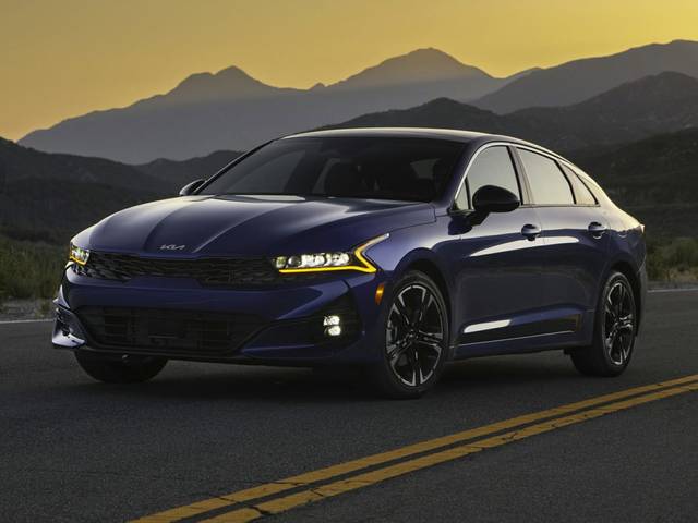 2022 Kia K5 LXS FWD photo