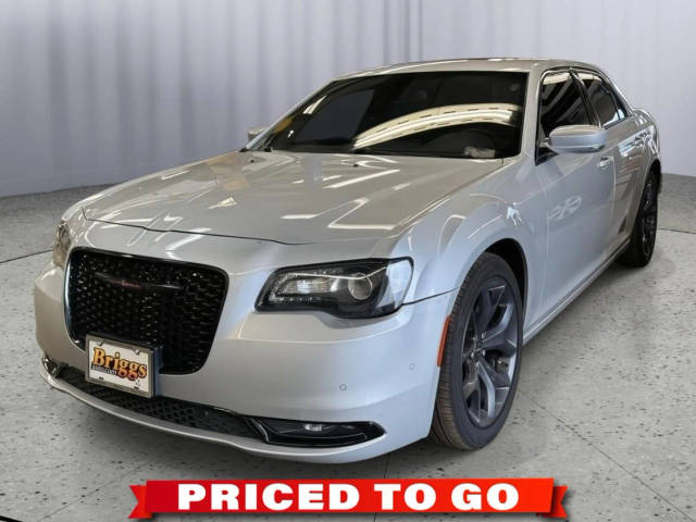 2023 Chrysler 300 300S RWD photo