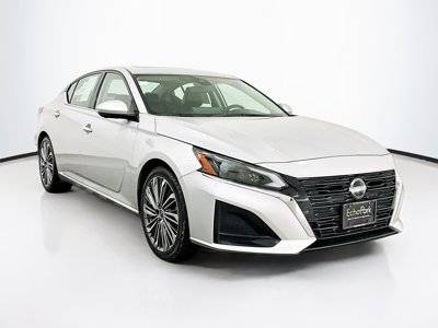 2023 Nissan Altima 2.5 SL FWD photo