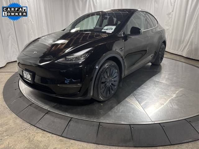 2021 Tesla Model Y Standard Range RWD photo