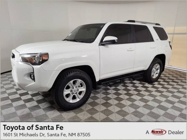 2022 Toyota 4Runner SR5 4WD photo