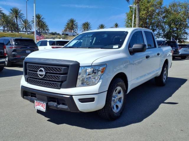 2023 Nissan Titan S RWD photo