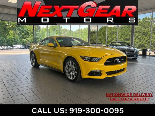 2015 Ford Mustang GT Premium RWD photo