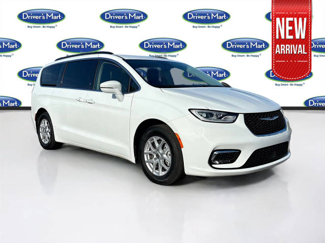 2022 Chrysler Pacifica Minivan Touring L FWD photo