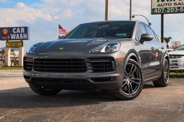 2022 Porsche Cayenne Coupe S AWD photo